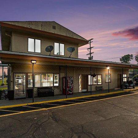 Great Lakes Inn & Suites サウス・ヘイブン エクステリア 写真