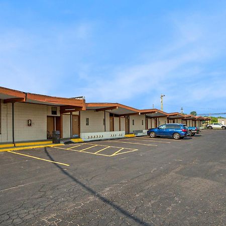 Great Lakes Inn & Suites サウス・ヘイブン エクステリア 写真