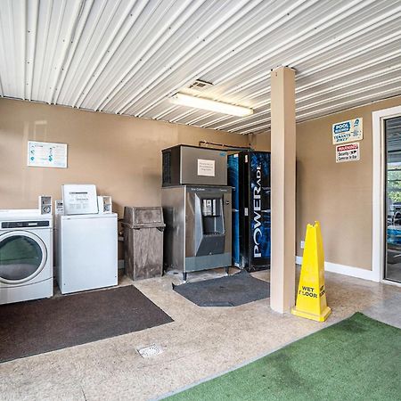 Great Lakes Inn & Suites サウス・ヘイブン エクステリア 写真