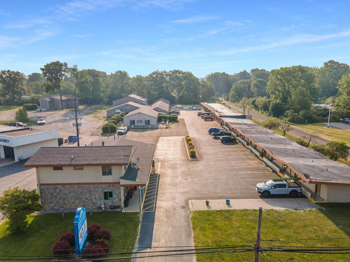 Great Lakes Inn & Suites サウス・ヘイブン エクステリア 写真
