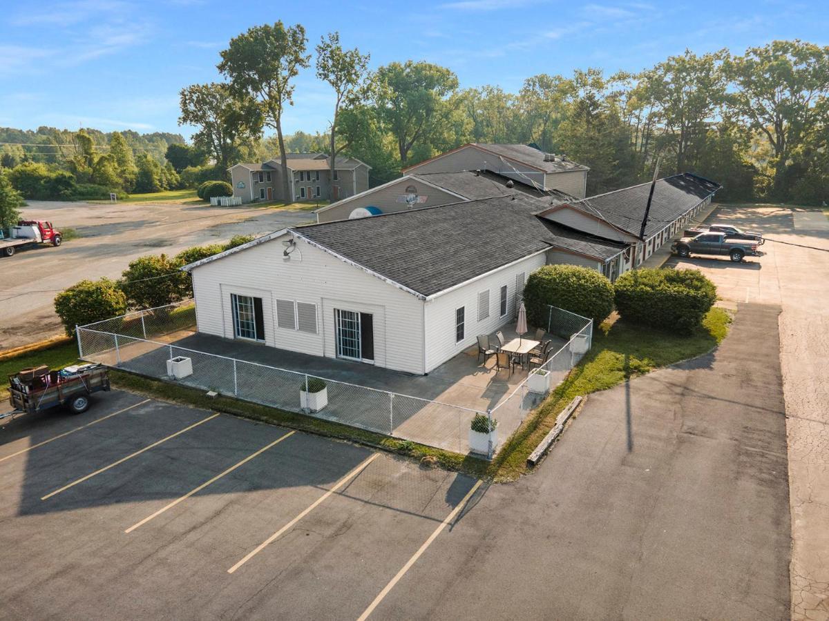 Great Lakes Inn & Suites サウス・ヘイブン エクステリア 写真