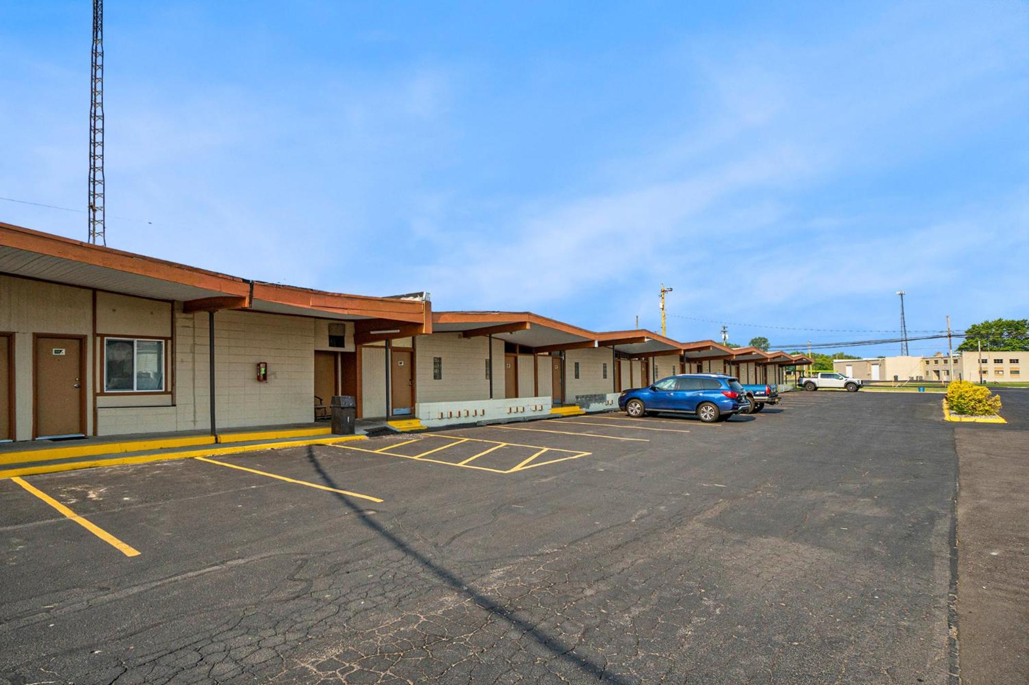 Great Lakes Inn & Suites サウス・ヘイブン エクステリア 写真