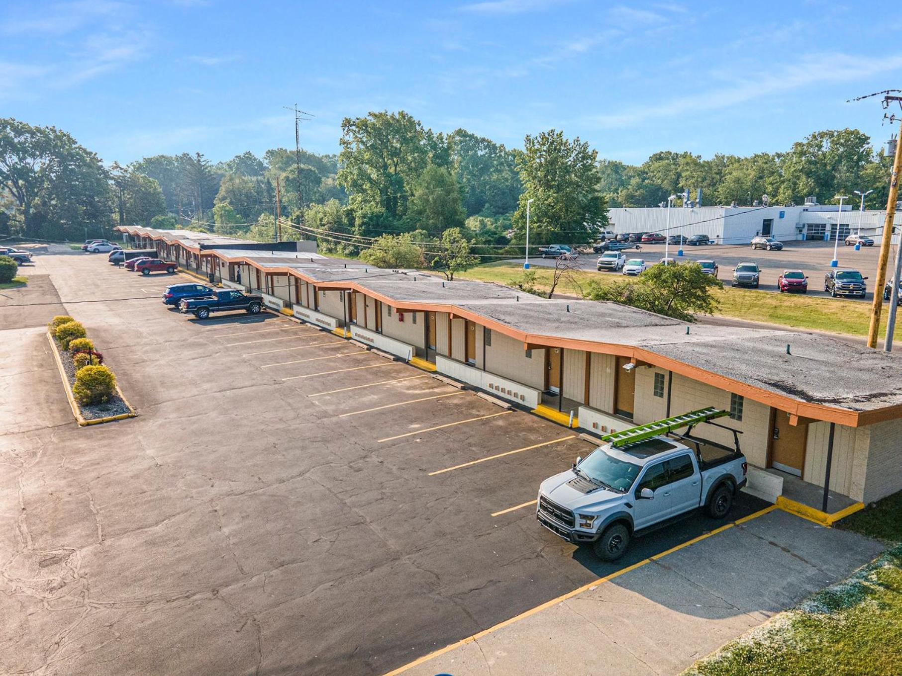 Great Lakes Inn & Suites サウス・ヘイブン エクステリア 写真