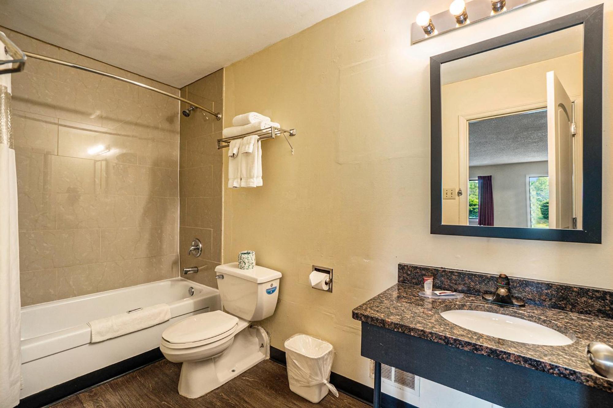 Great Lakes Inn & Suites サウス・ヘイブン 部屋 写真