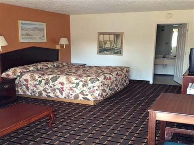 Great Lakes Inn & Suites サウス・ヘイブン エクステリア 写真